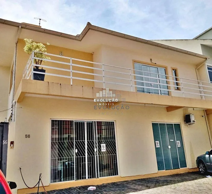 Foto 1 de Casa com 3 Quartos à venda, 300m² em Ipiranga, São José