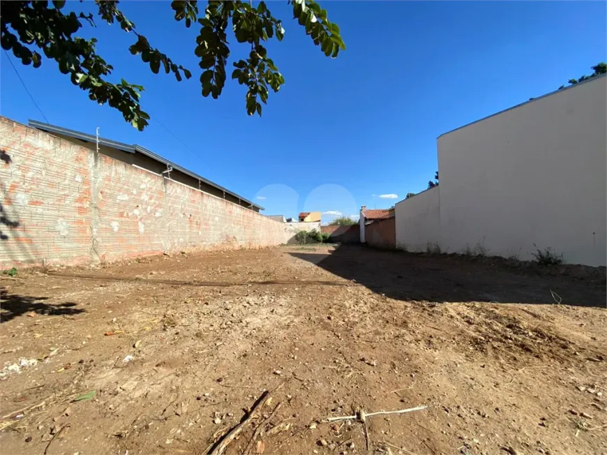 Foto 1 de Lote/Terreno à venda, 300m² em Parque Industrial, São Carlos