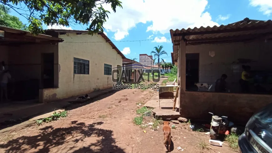 Foto 1 de Lote/Terreno à venda, 2650m² em Roosevelt, Uberlândia