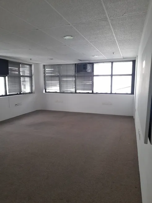 Foto 1 de Sala Comercial com 1 Quarto à venda, 40m² em Indianópolis, São Paulo