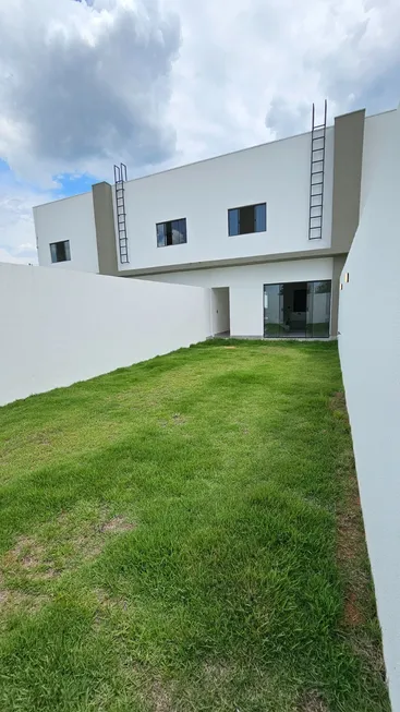 Foto 1 de Casa com 2 Quartos à venda, 150m² em Shopping Park, Uberlândia