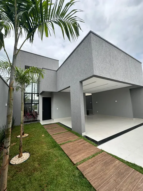 Foto 1 de Casa com 3 Quartos à venda, 288m² em Jardim Imperial, Trindade