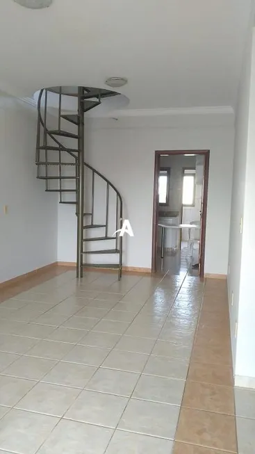 Foto 1 de Apartamento com 3 Quartos à venda, 211m² em Santa Mônica, Uberlândia