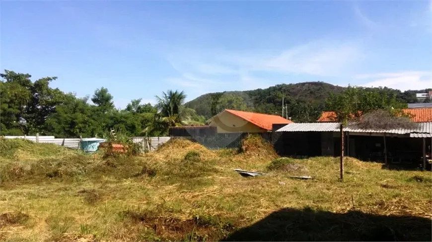 Foto 1 de Lote/Terreno à venda, 360m² em Itaipu, Niterói