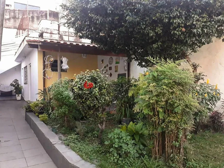 Foto 1 de Casa com 2 Quartos à venda, 10m² em Santa Maria, São Caetano do Sul