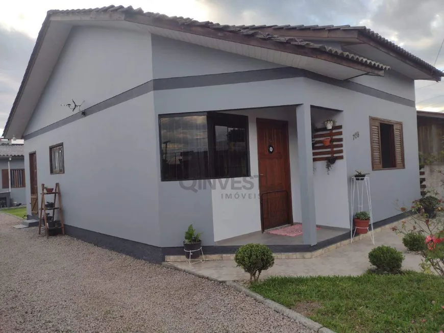 Foto 1 de Casa com 3 Quartos à venda, 148m² em Coloninha, Araranguá