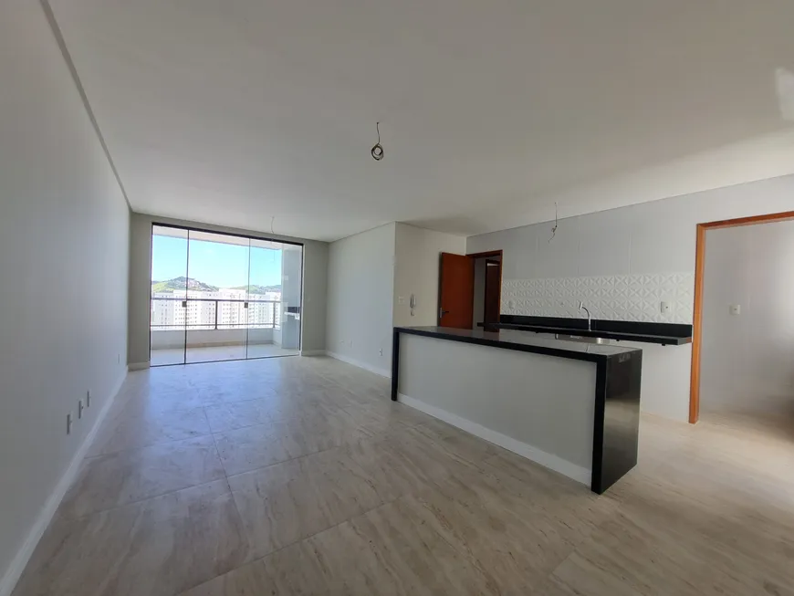 Foto 1 de Apartamento com 3 Quartos à venda, 90m² em Vale do Ipê, Juiz de Fora