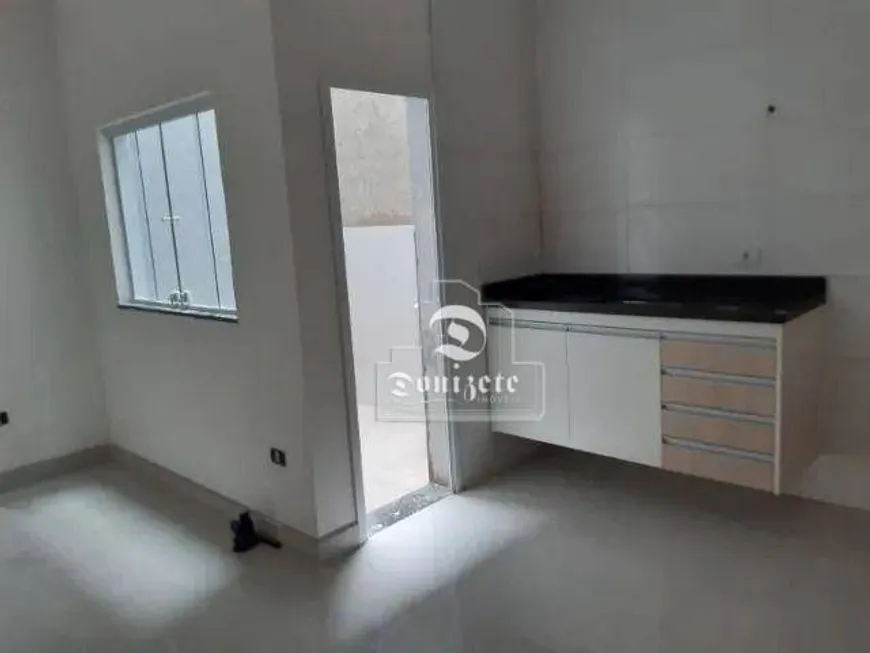 Foto 1 de Apartamento com 2 Quartos para alugar, 55m² em Vila Sacadura Cabral, Santo André
