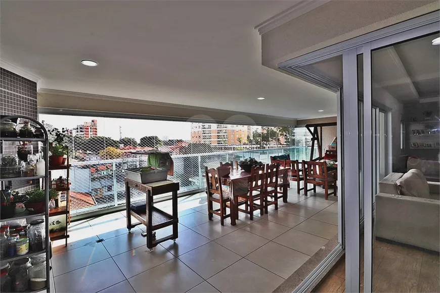 Foto 1 de Apartamento com 3 Quartos à venda, 221m² em Santa Teresinha, São Paulo