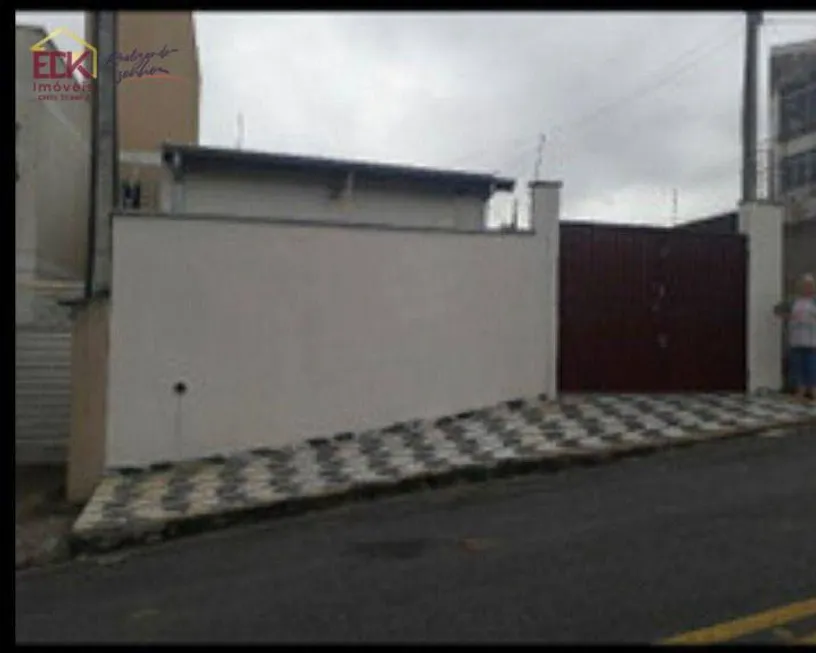 Foto 1 de Casa com 3 Quartos à venda, 74m² em Fonte Imaculada, Taubaté