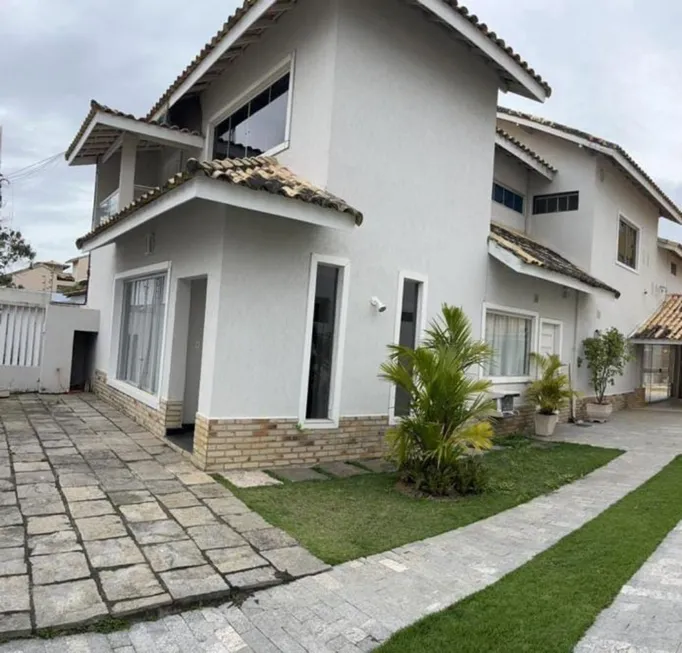 Foto 1 de Casa com 4 Quartos à venda, 450m² em Riviera Fluminense, Macaé