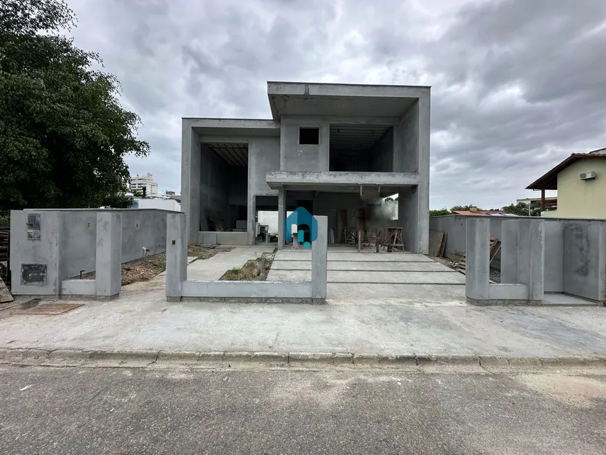 Foto 1 de Casa com 3 Quartos à venda, 275m² em Pedra Branca, Palhoça