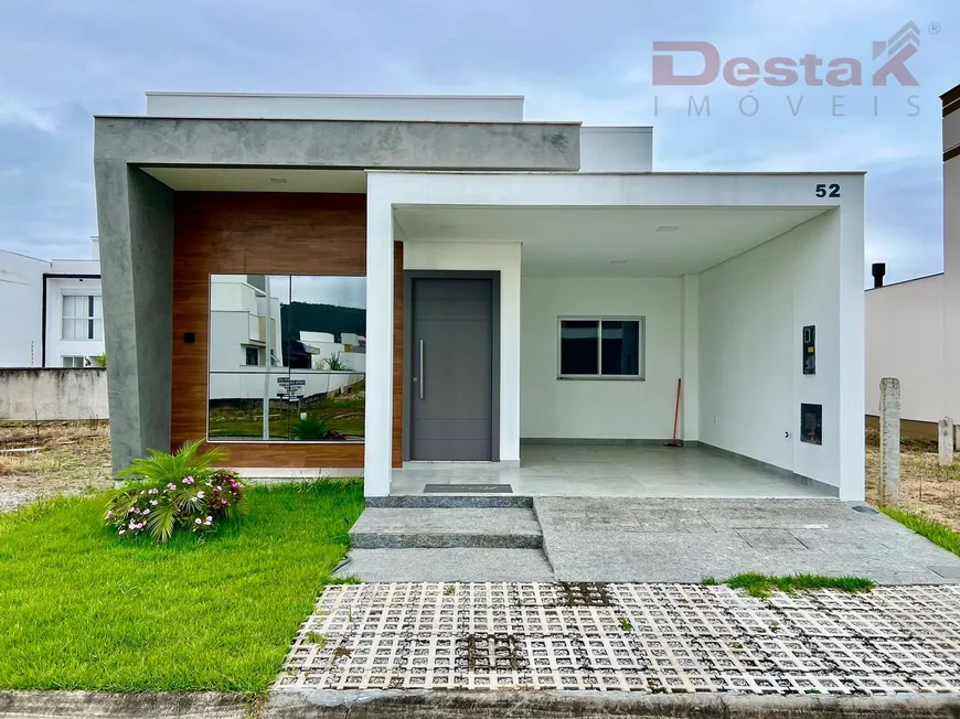 Foto 1 de Casa com 3 Quartos à venda, 138m² em Deltaville, Biguaçu