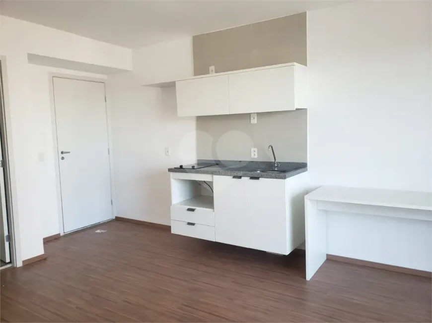 Foto 1 de Apartamento com 1 Quarto para alugar, 30m² em Centro, São Paulo