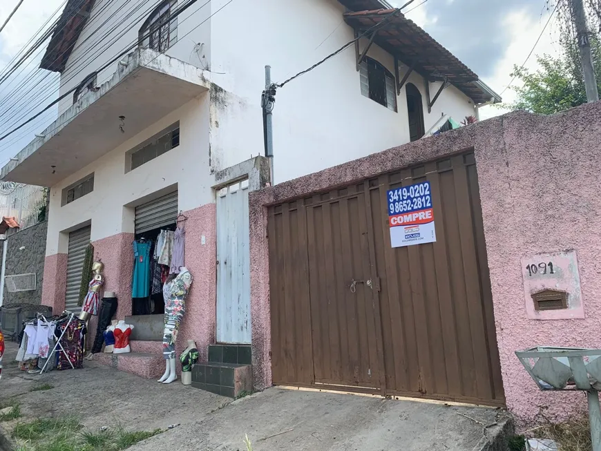 Foto 1 de Casa com 3 Quartos à venda, 200m² em Alípio de Melo, Belo Horizonte