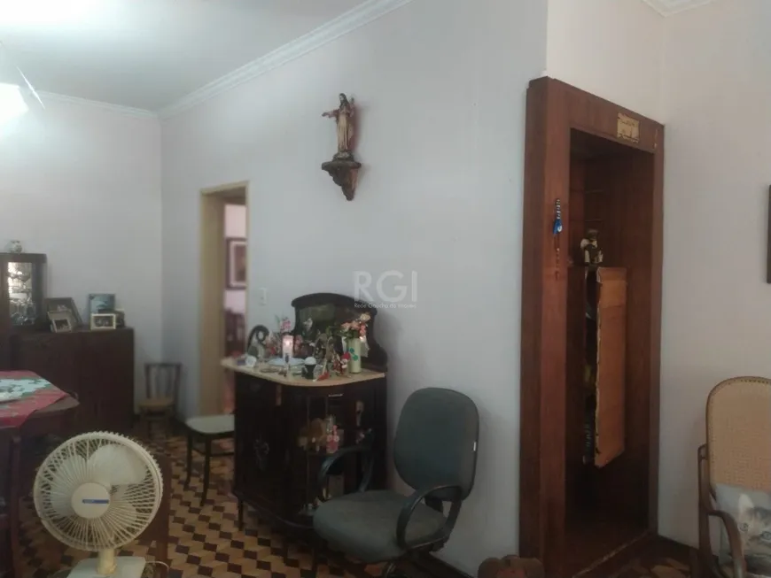 Foto 1 de Casa com 3 Quartos para alugar, 151m² em São João, Porto Alegre
