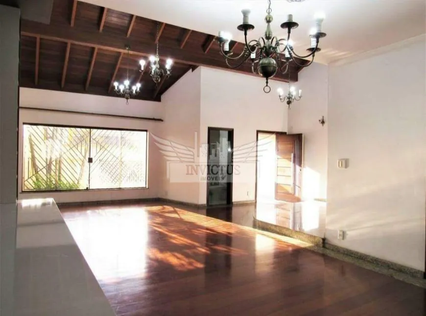 Foto 1 de Sobrado com 3 Quartos à venda, 390m² em Vila Camilopolis, Santo André