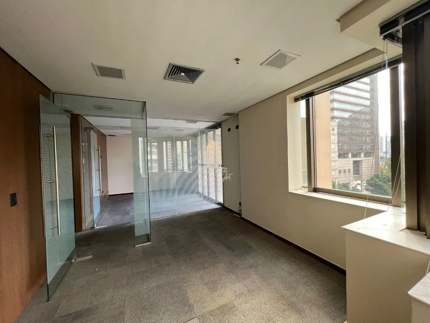 Foto 1 de Sala Comercial à venda, 115m² em Vila Olímpia, São Paulo