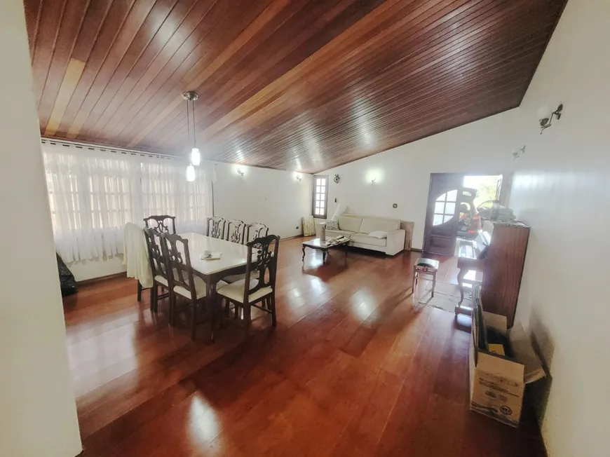 Foto 1 de Sobrado com 3 Quartos à venda, 321m² em Adalgisa, Osasco