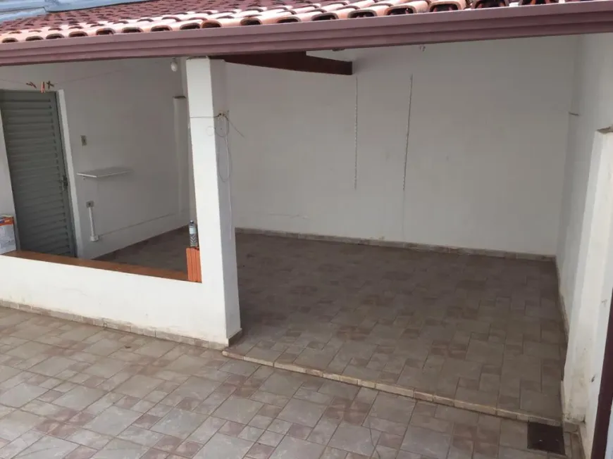Foto 1 de Casa com 2 Quartos à venda, 155m² em Vila Teixeira, Salto