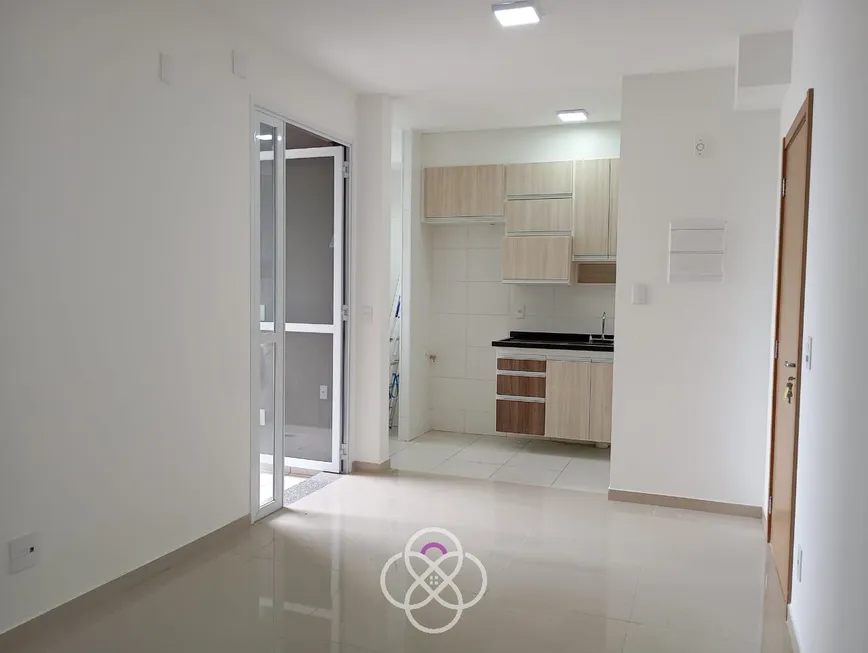 Foto 1 de Apartamento com 2 Quartos para alugar, 60m² em Horto Florestal, Jundiaí