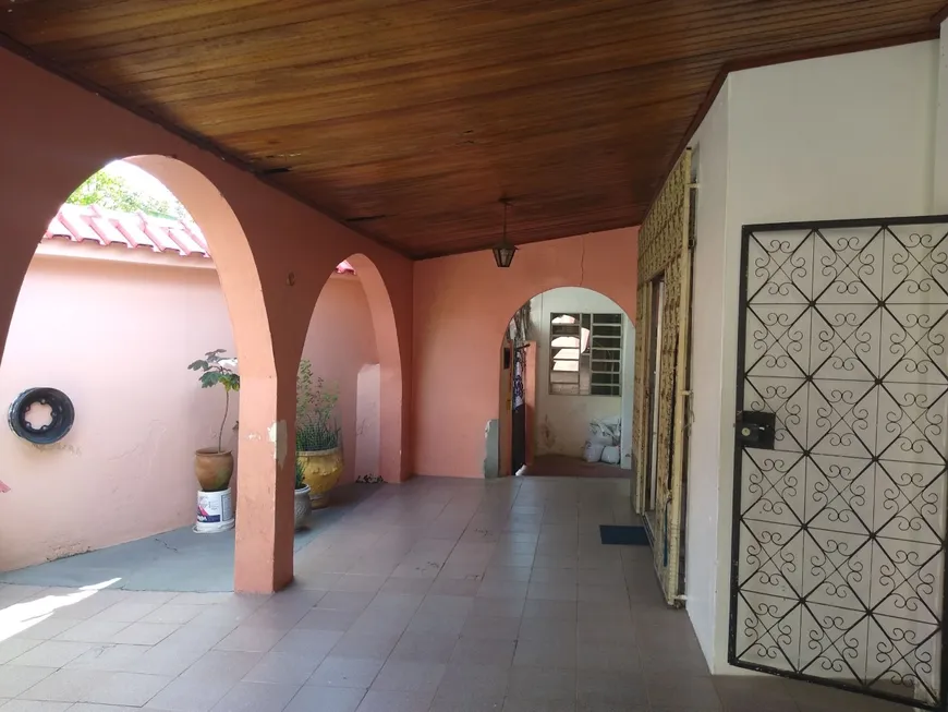 Foto 1 de Casa com 4 Quartos à venda, 300m² em Dom Pedro I, Manaus