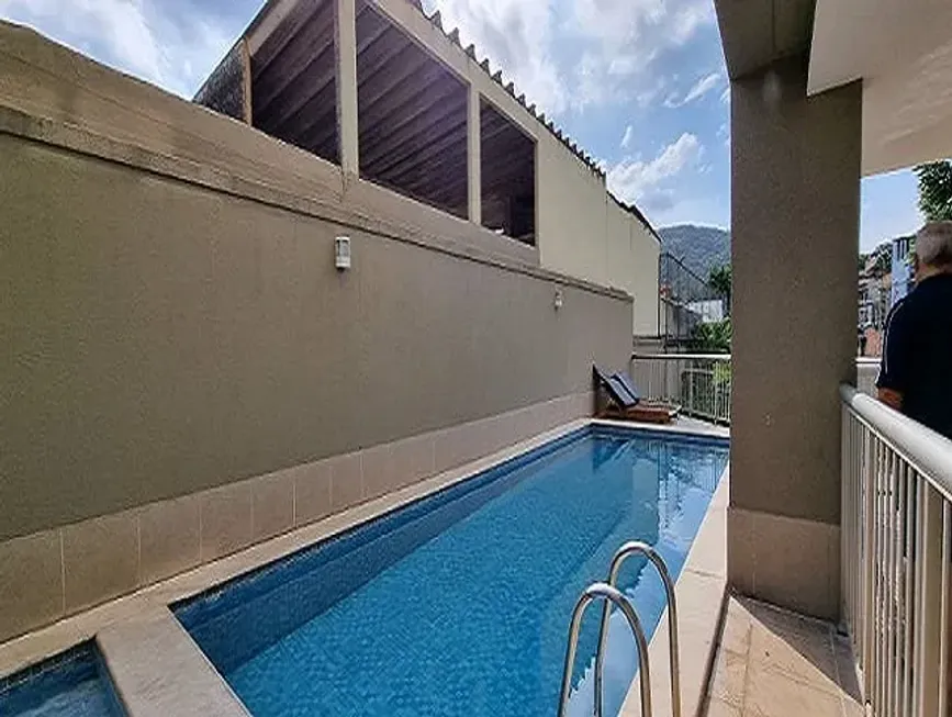 Foto 1 de Apartamento com 3 Quartos à venda, 70m² em Taquara, Rio de Janeiro