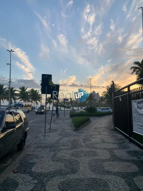 Foto 1 de Apartamento com 3 Quartos à venda, 56m² em Ipanema, Rio de Janeiro