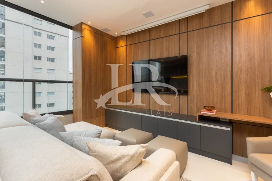 Foto 1 de Apartamento com 2 Quartos para venda ou aluguel, 106m² em Itaim Bibi, São Paulo