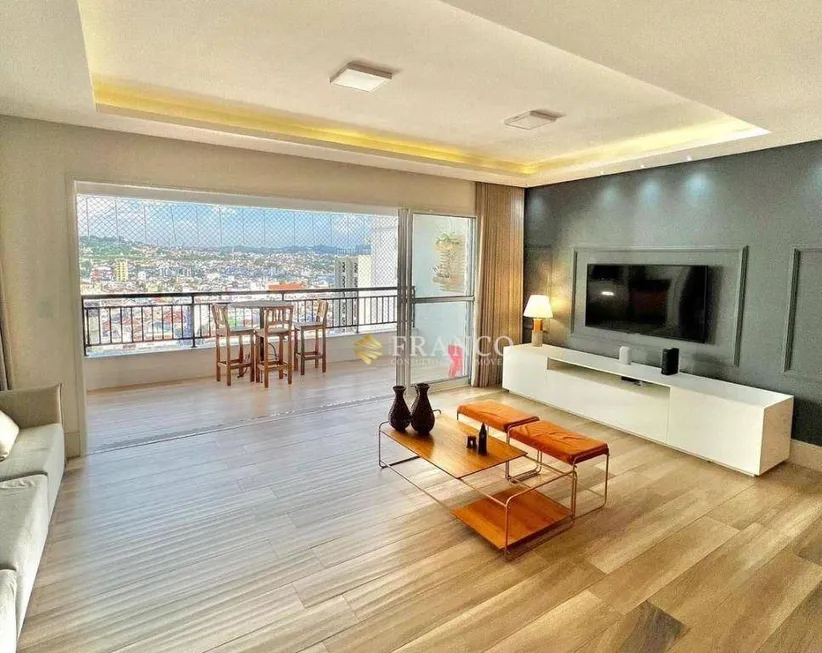Foto 1 de Apartamento com 3 Quartos à venda, 141m² em Centro, Taubaté