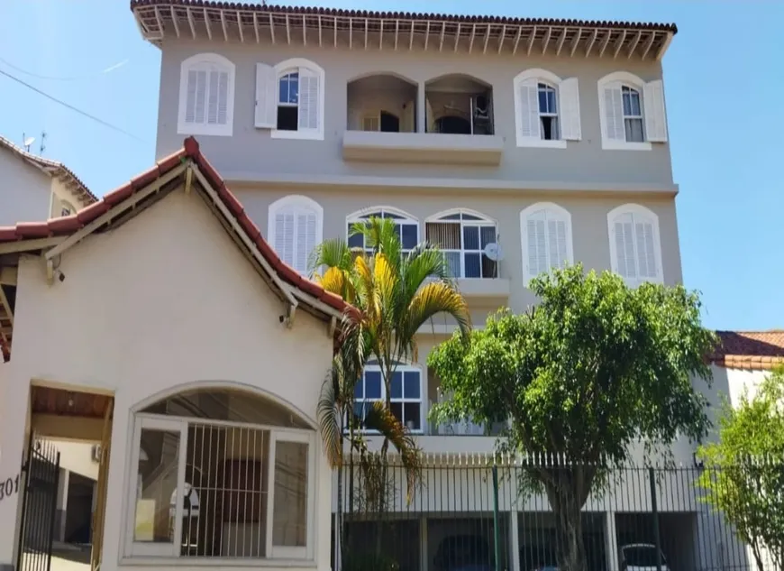 Foto 1 de Apartamento com 2 Quartos à venda, 76m² em Jardim Amália II, Volta Redonda