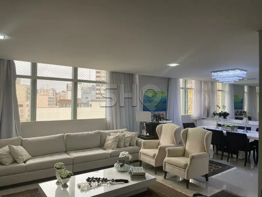 Foto 1 de Apartamento com 3 Quartos à venda, 196m² em Higienópolis, São Paulo