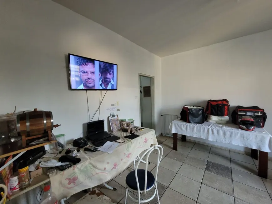 Foto 1 de Casa com 3 Quartos à venda, 166m² em Caiçaras, Belo Horizonte