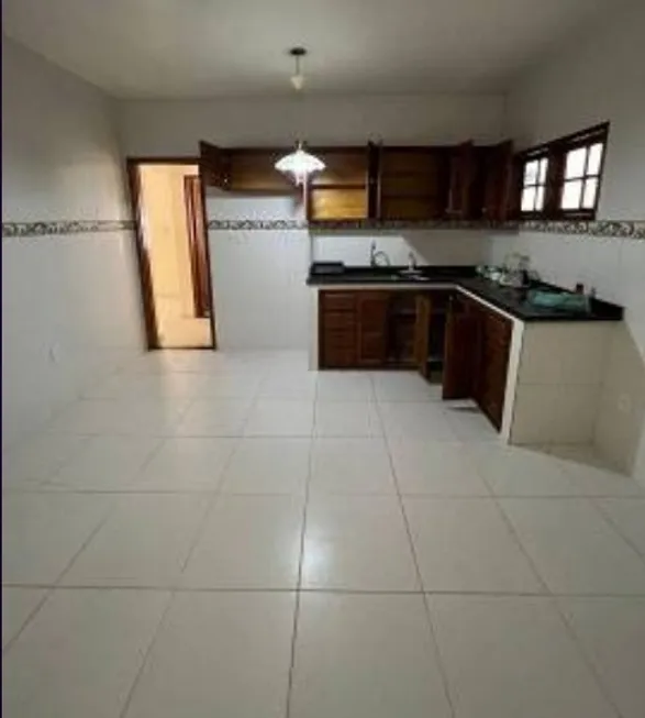 Foto 1 de Casa com 4 Quartos à venda, 242m² em Costa Azul, Rio das Ostras