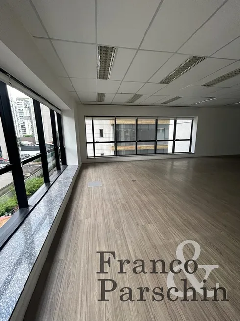 Foto 1 de Sala Comercial para alugar, 400m² em Vila Olímpia, São Paulo