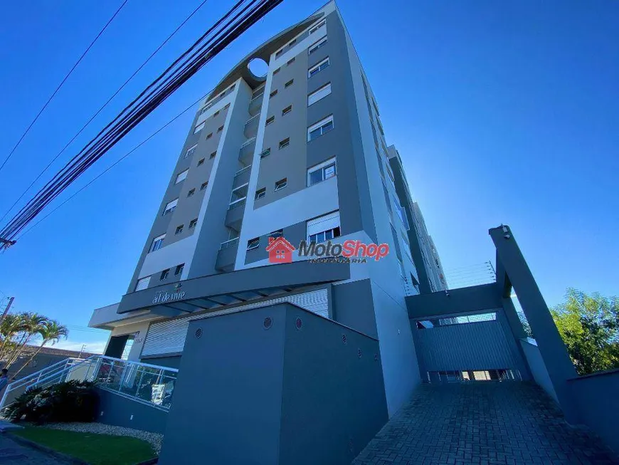 Foto 1 de Apartamento com 3 Quartos para alugar, 78m² em Coloninha, Araranguá