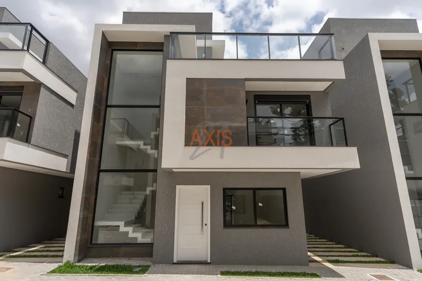 Foto 1 de Casa de Condomínio com 3 Quartos à venda, 198m² em Xaxim, Curitiba
