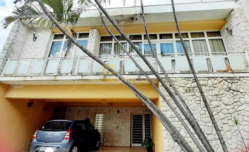 Foto 1 de Casa com 3 Quartos à venda, 255m² em Vila Embaré, Valinhos