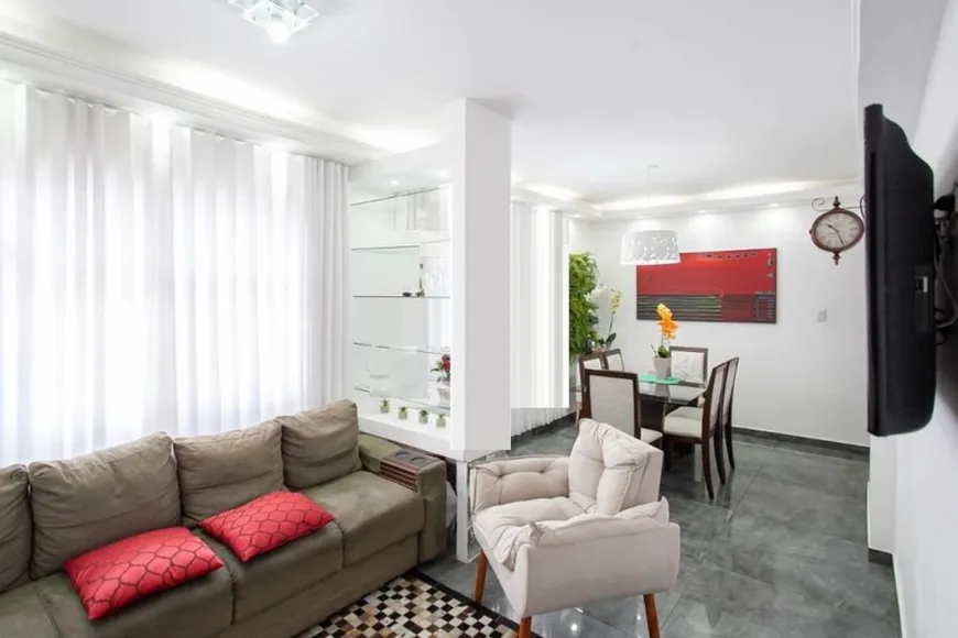 Foto 1 de Apartamento com 3 Quartos à venda, 85m² em Heliópolis, Belo Horizonte