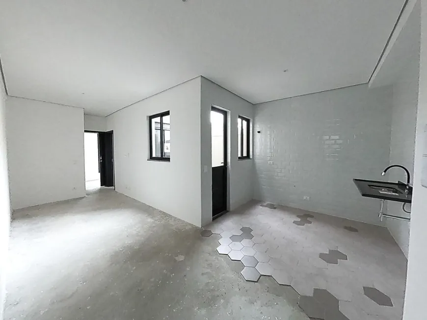 Foto 1 de Apartamento com 2 Quartos à venda, 40m² em Vila Scarpelli, Santo André