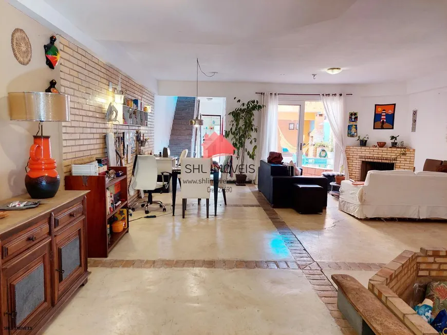 Foto 1 de Casa de Condomínio com 4 Quartos à venda, 470m² em Vargem Pequena, Rio de Janeiro