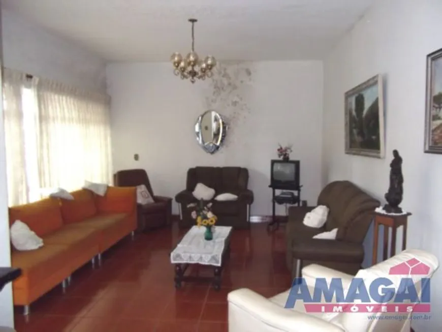 Foto 1 de Casa com 3 Quartos para alugar, 604m² em Centro, Jacareí