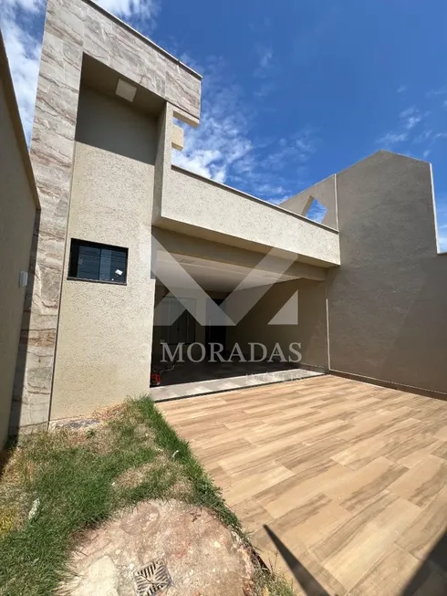 Foto 1 de Casa com 3 Quartos à venda, 170m² em Vila Rosa, Goiânia