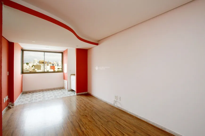 Foto 1 de Apartamento com 3 Quartos à venda, 73m² em Higienópolis, Porto Alegre