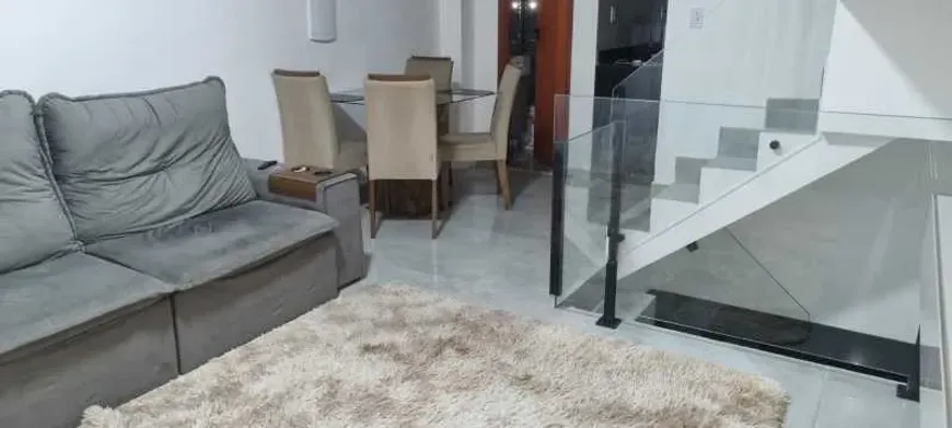 Foto 1 de Casa com 2 Quartos à venda, 120m² em Santos Dumont, Juiz de Fora