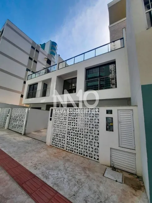 Foto 1 de Apartamento com 3 Quartos à venda, 220m² em Centro, Balneário Camboriú