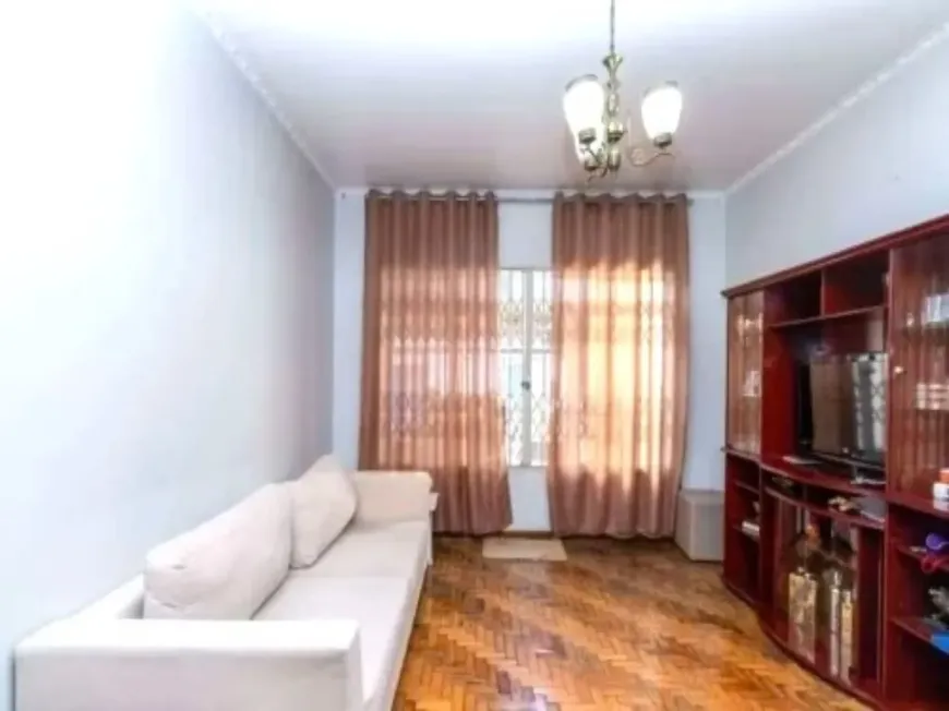 Foto 1 de Sobrado com 3 Quartos à venda, 202m² em Vila Assuncao, Santo André