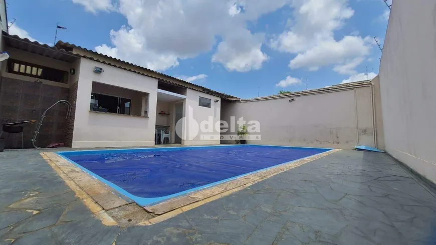 Foto 1 de Casa com 3 Quartos à venda, 144m² em Nova Uberlandia, Uberlândia