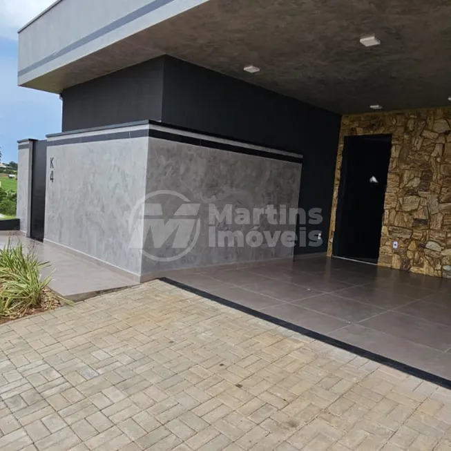 Foto 1 de Casa de Condomínio com 3 Quartos à venda, 142m² em Parque Laranjeiras, Araraquara