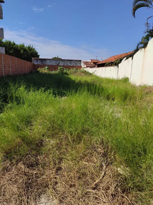 Foto 1 de Lote/Terreno à venda, 480m² em Vila Capri, Araruama